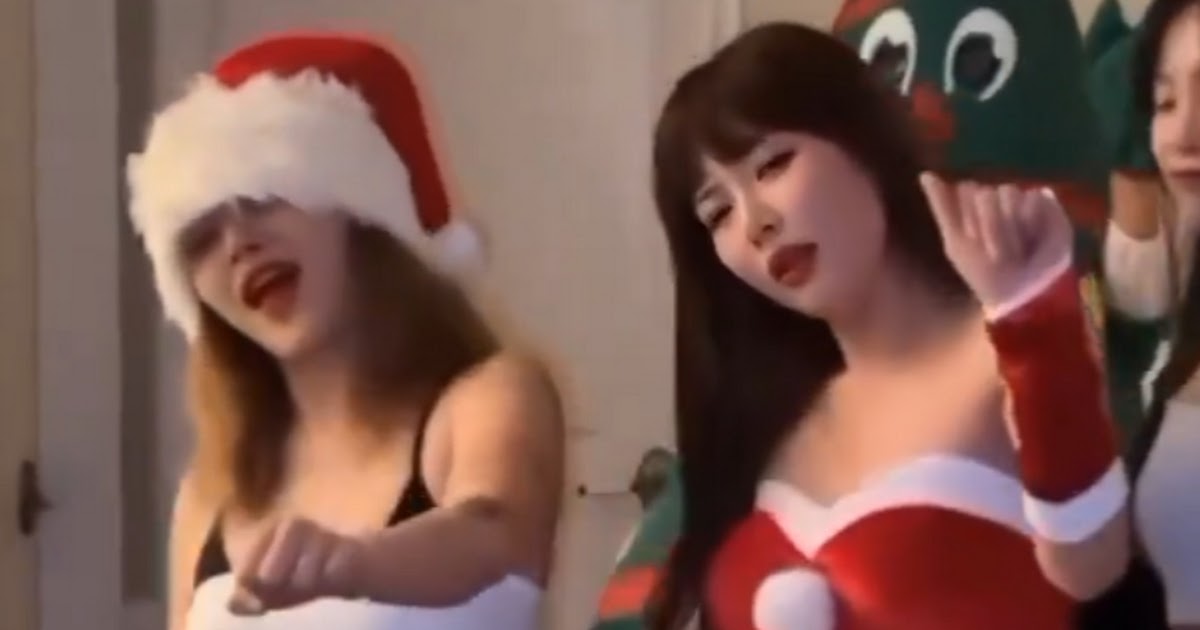 HyunA And Former AOA's Jimin Spend Christmas Together